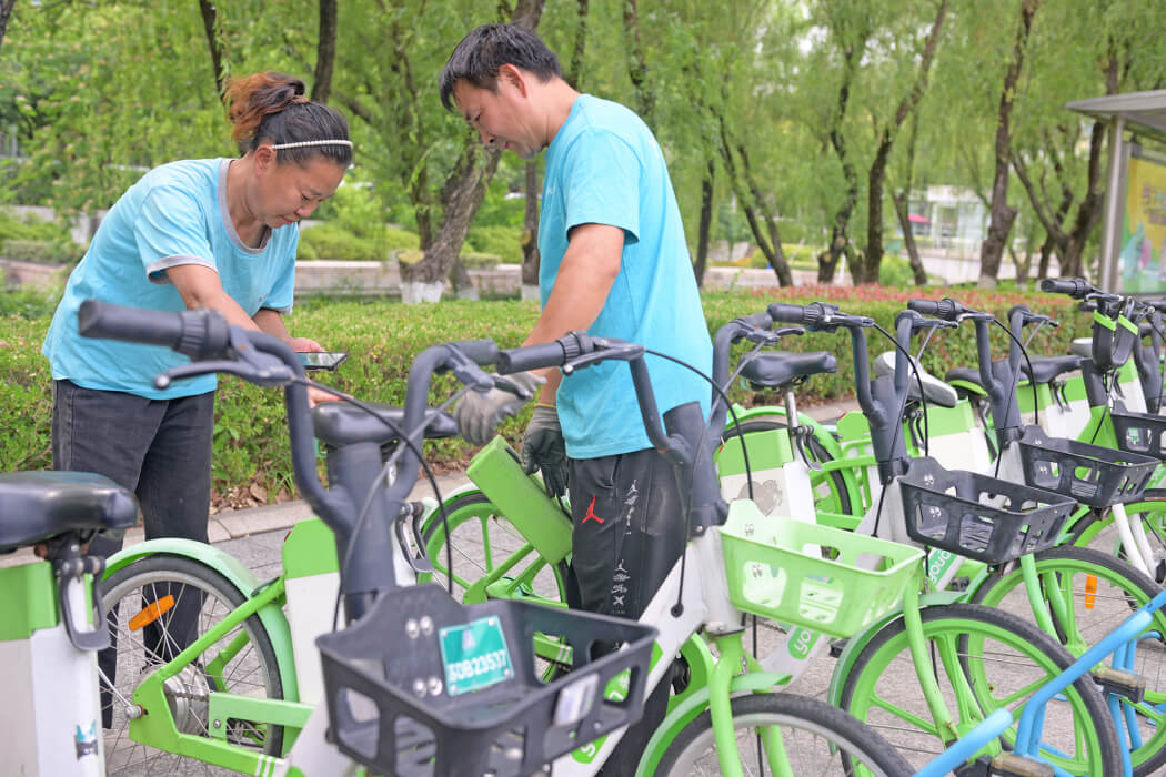 追著星光與晨光，守護(hù)城市通行“最后一公里”