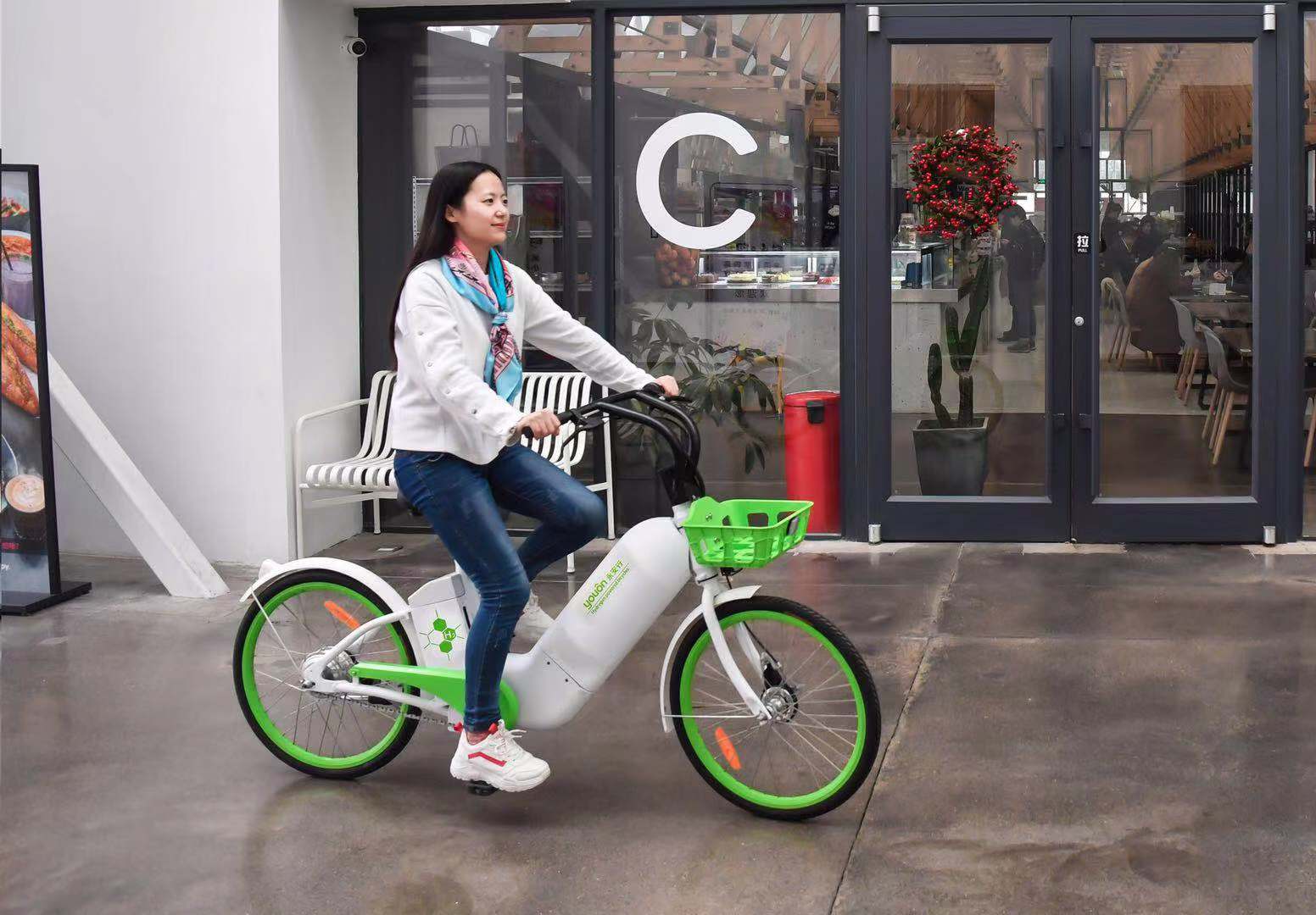 全球首款共享型氫燃料助力自行車亮相.jpg